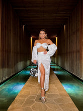 Load image into Gallery viewer, White Luxury Resort Set